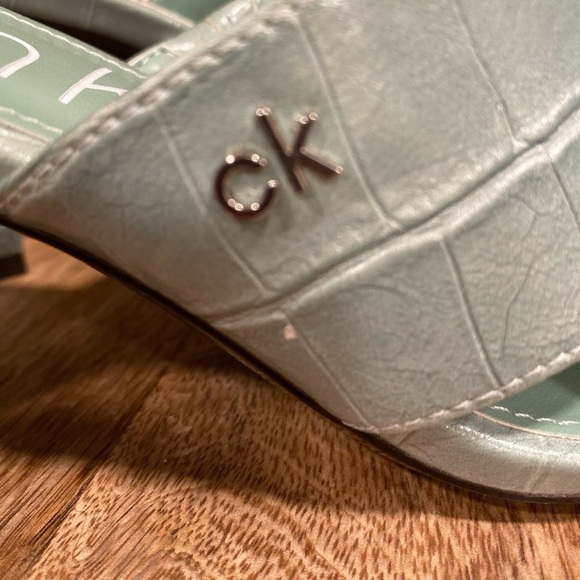 Calvin Klein “Carsi” block heel slides size 7.5 - Picture 2 of 9